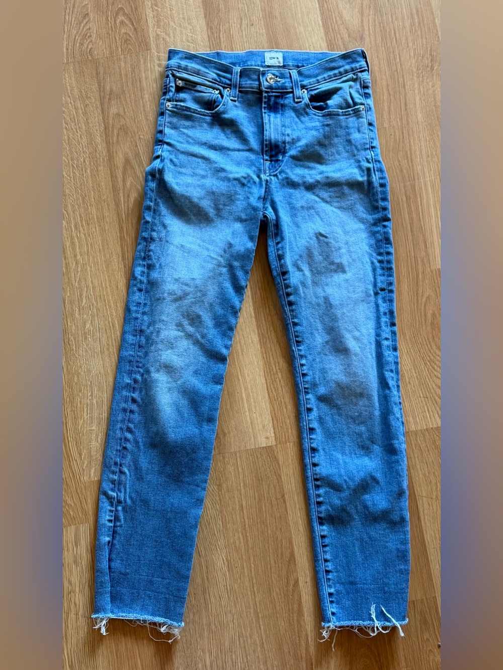 EDWIN USA Bree Mid Rise Slim Straight Crop Stretch Jeans Light Blue Wash 26